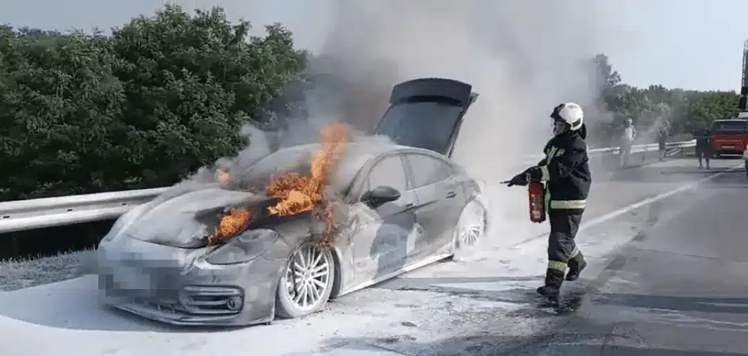 Porsche m0 tűzoltó videó