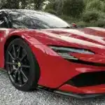 Ferrari piros autó