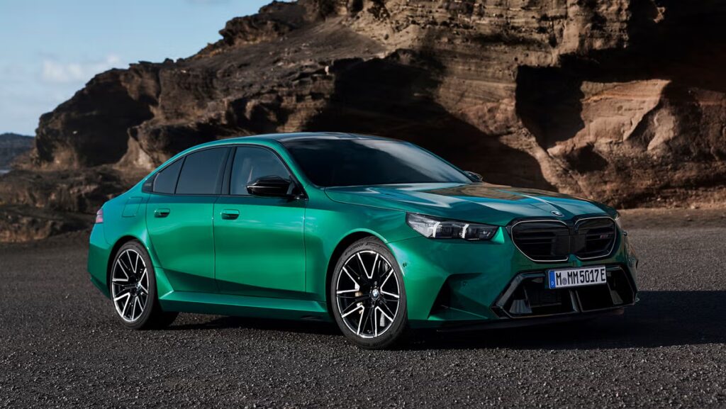 Az új 2025-ös BMW M5